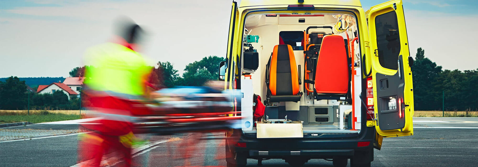 Ambulance avec un patient sur un brancart